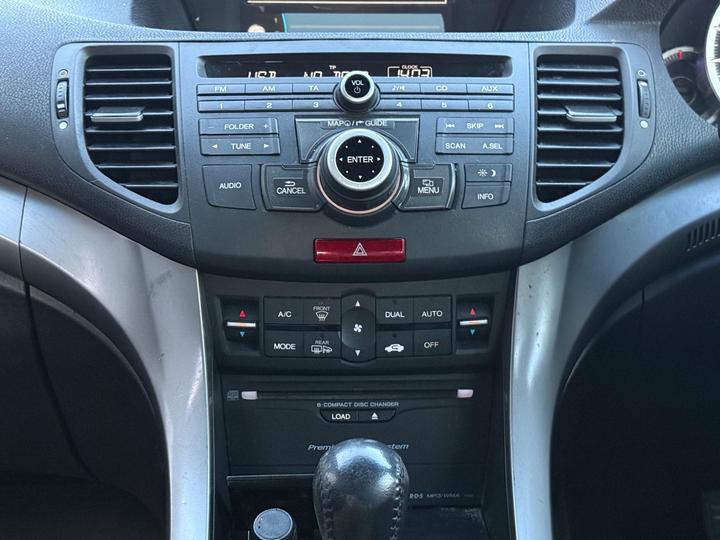 Honda Accord - 2.0 i-VTEC EX Auto Euro 5 4dr - Image 18