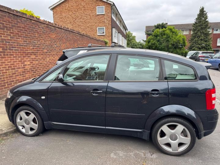 Cheap Audi A2 - 1.6 FSI SE 5dr - Sunroof, Tyres excellent for sale in Richmond, Greater London