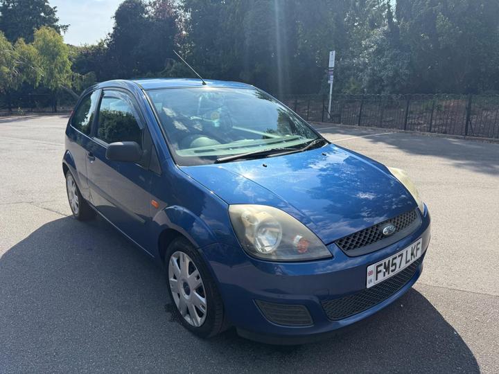 Cheap Ford Fiesta - 1.25 Style Climate 3dr - FULL SERVICE HISTORY + CLEAN for sale in Ilford, Greater London