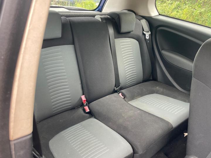Fiat Grande Punto - 1.4 16v Dynamic Sport 3dr - 2 Owners from New - Image 5