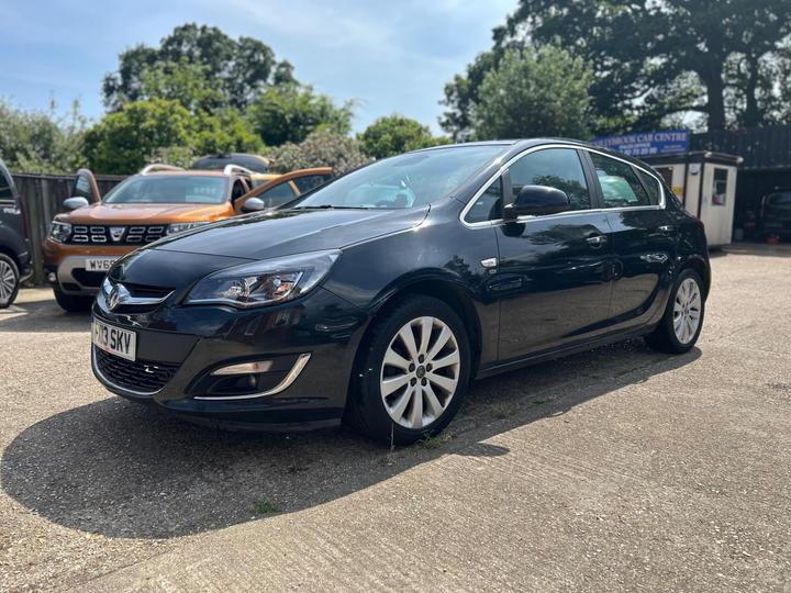 Vauxhall Astra - 1.6 16v Elite Euro 5 5dr - PART EXCHANGE CLEARANCE - Image 3
