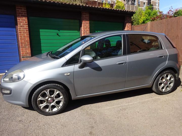 Cheap Fiat Punto Evo - 1.4 GP Euro 5 (s/s) 5dr - MOT May 2026. ULEZ. for sale in West Norwood, Greater London