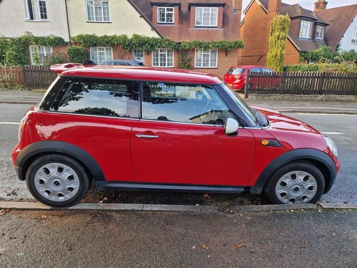 MINI Hatch - 1.6 One Minimalist Euro 5 3dr - Image 3