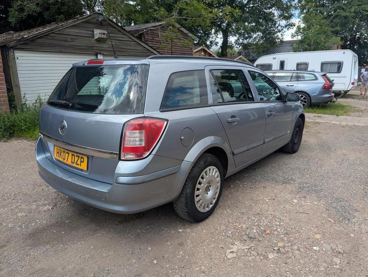 Vauxhall Astra - 1.8i 16v Life 5dr - RUNS AND DRIVES! NO OFFERS!!! - Image 4