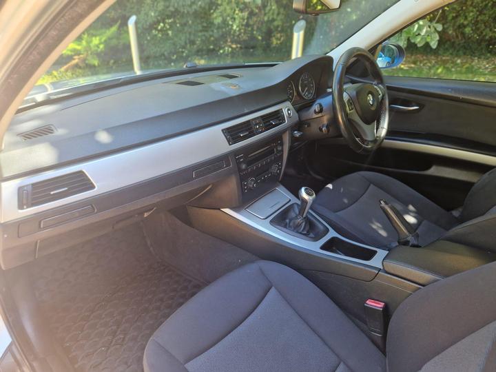 BMW 3 Series - 2.0 318i SE Euro 4 4dr - New in stock and ready to go - Image 18