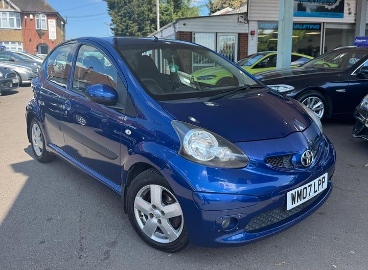 Cheap Toyota AYGO - 1.0 VVT-i Blue Euro 4 5dr - *** PART EXCHANGE TO CLEAR *** for sale in Sittingbourne, Kent