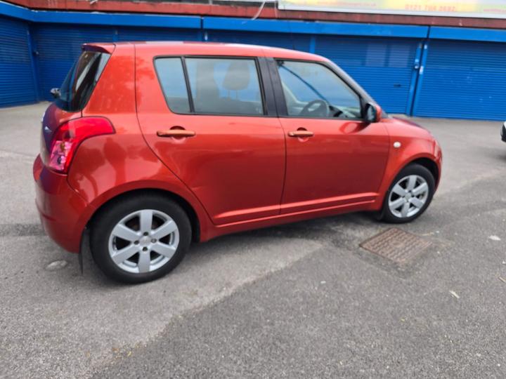 Suzuki Swift - 1.3 GL 5dr - low mileage excellent runner - Image 3