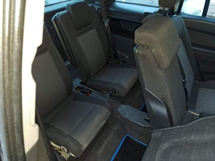 Vauxhall Zafira - 1.6 Breeze Plus Euro 4 5dr - Image 2