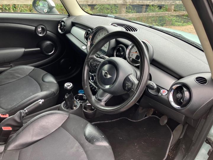 MINI Hatch - 1.6 Cooper D Euro 5 (s/s) 3dr - WE CAN MAKE THE CLUTCH SLIP - Image 6