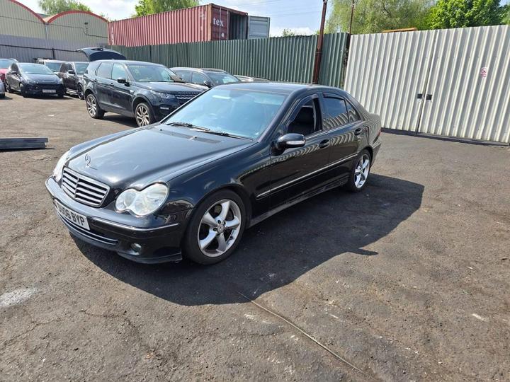 Mercedes-Benz C Class - 1.8 C180 Kompressor Avantgarde SE 4dr - Image 3