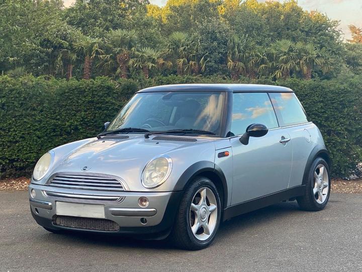 MINI Hatch - 1.6 Cooper Euro 3 3dr - Image 8