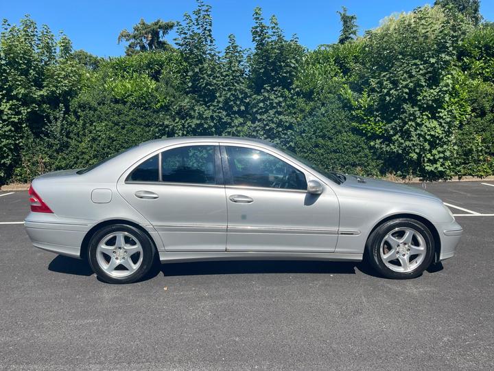 Mercedes-Benz C Class - 1.8 C200 Kompressor Avantgarde SE 4dr - One Owner From New - Image 7