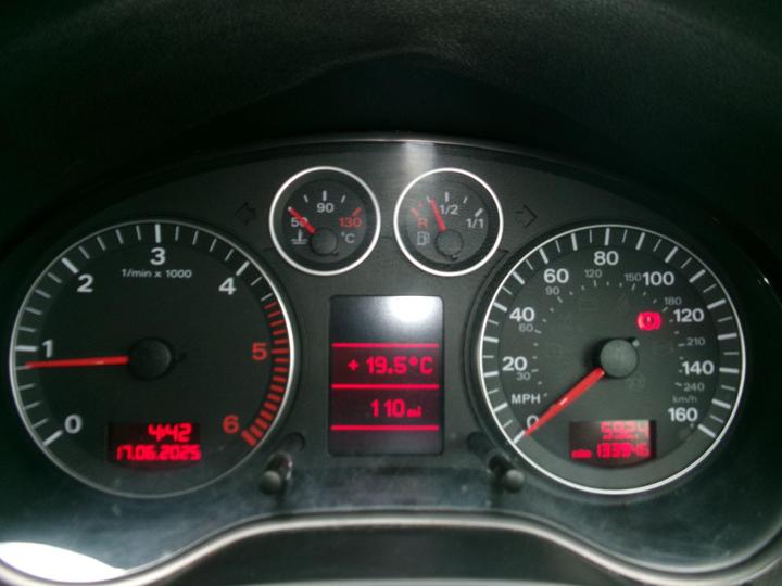 Audi A3 - 2.0 TDI Sport 3dr - GREAT CAR, P/X BARGAIN, A/C - Image 13