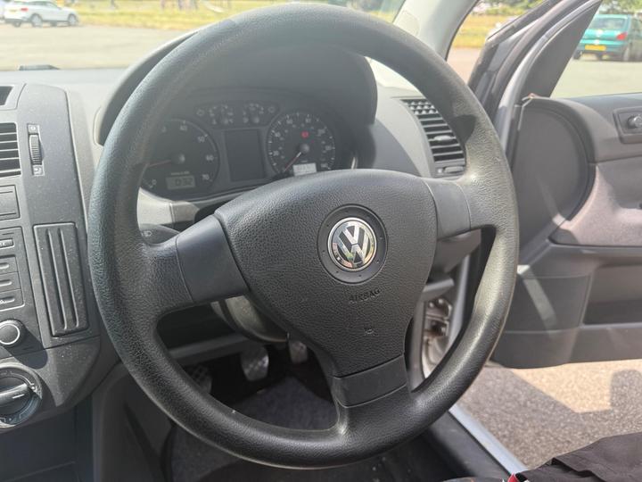 Volkswagen Polo - 1.2 S 5dr - 13 MAIN DEALER SVC, 1 PREV OWN - Image 12