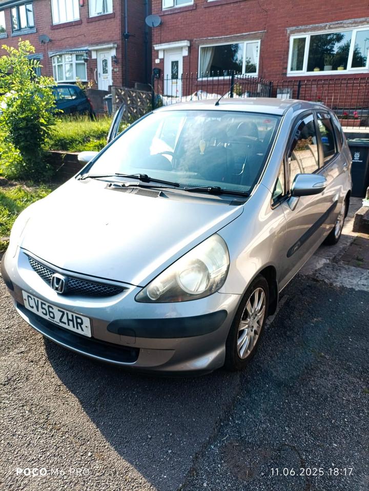 Cheap Honda Jazz - 1.4 i-DSI SE 5dr for sale in Burton upon Trent, Staffordshire
