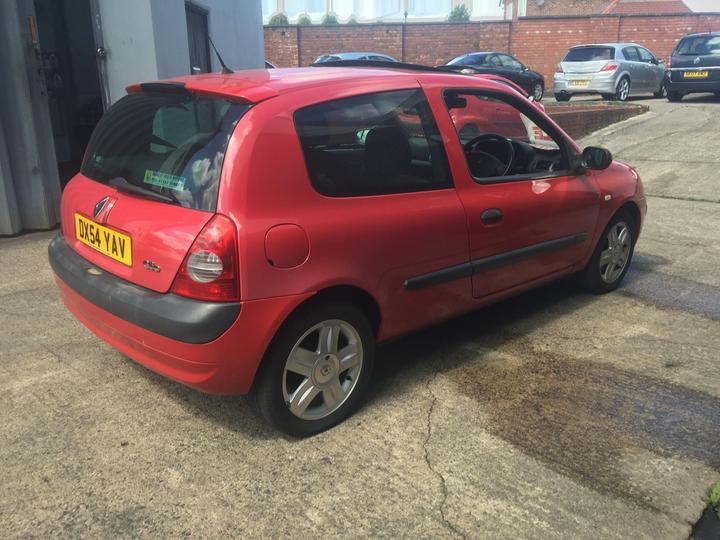 Renault Clio - 1.2 16v Dynamique 3dr - 12 month mot hpi clear car - Image 11
