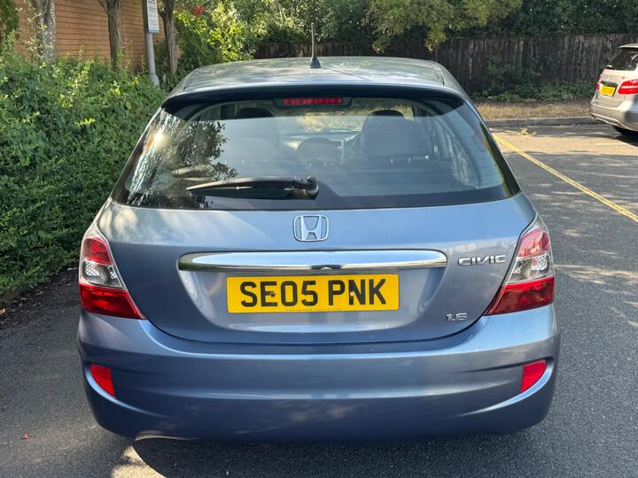 Honda Civic - 1.6 i-VTEC Executive 5dr - GOOD SPEC ULEZ MOT SRV HISTORY - Image 5