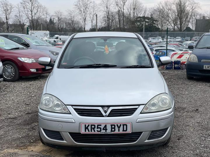 Cheap Vauxhall Corsa - 1.4i 16v Design 5dr (a/c) - Automatic+low insurance for sale in Romford, Greater London