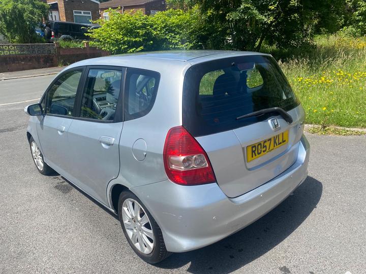 Honda Jazz - 1.4 i-DSI SE 5dr - Low miles, long MOT, 2 x keys - Image 5