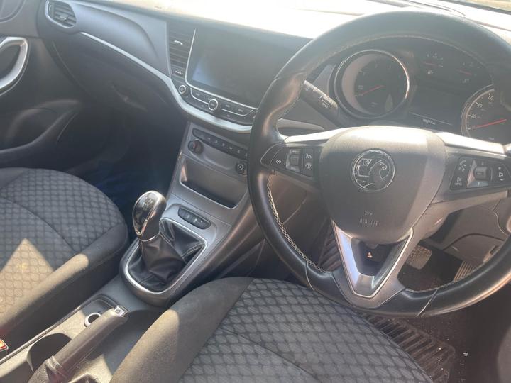Vauxhall Astra - 1.6 CDTi ecoFLEX Tech Line Euro 6 (s/s) 5dr - Image 4