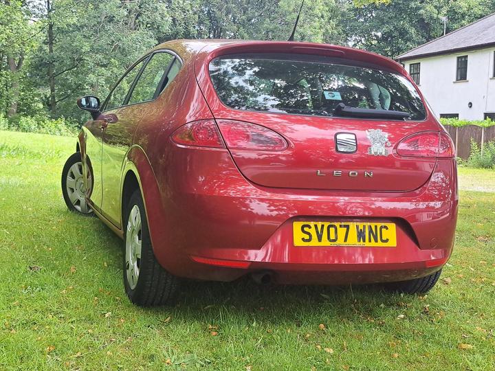 SEAT Leon - 1.6 8V Reference Euro 4 5dr - FULL SERVICE HISTORY,3 OWNER - Image 19