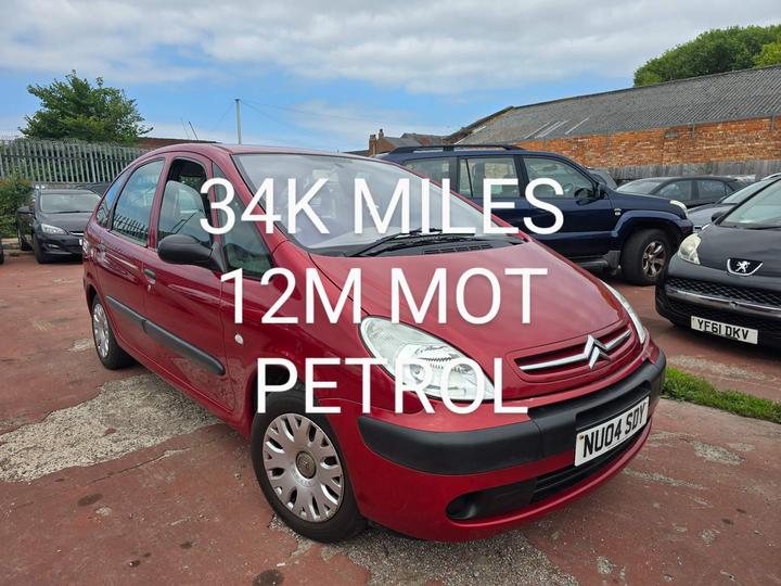 Cheap Citroen Xsara Picasso - 1.6i LX 5dr - 12m mot only 34k miles for sale in Middlesbrough, North Yorkshire