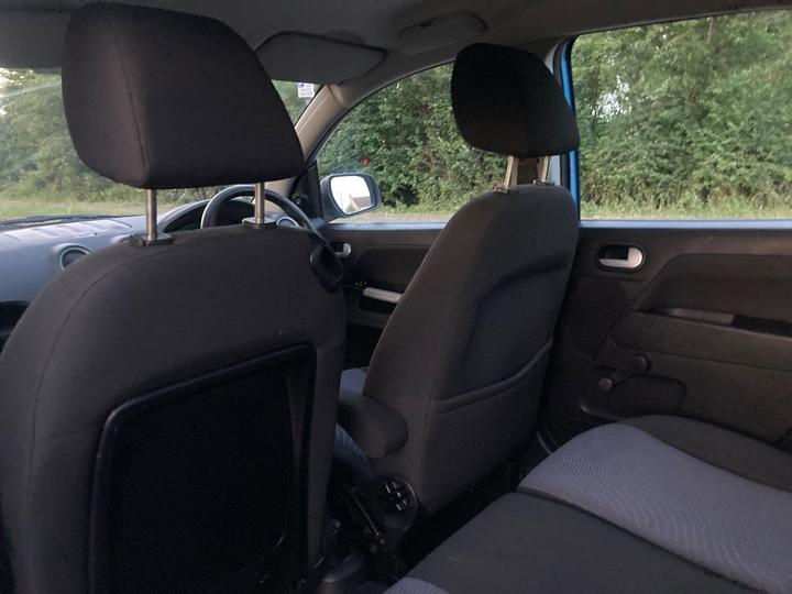 Ford Fusion - 1.4 Zetec 5dr - 12 MONTH MOT-1 OWNER-2KEYS-FSH - Image 30