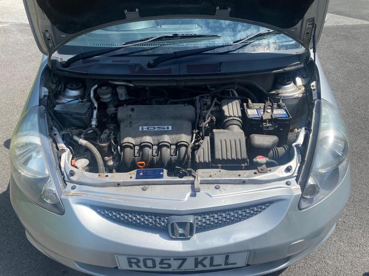 Honda Jazz - 1.4 i-DSI SE 5dr - Low miles, long MOT, 2 x keys - Image 16