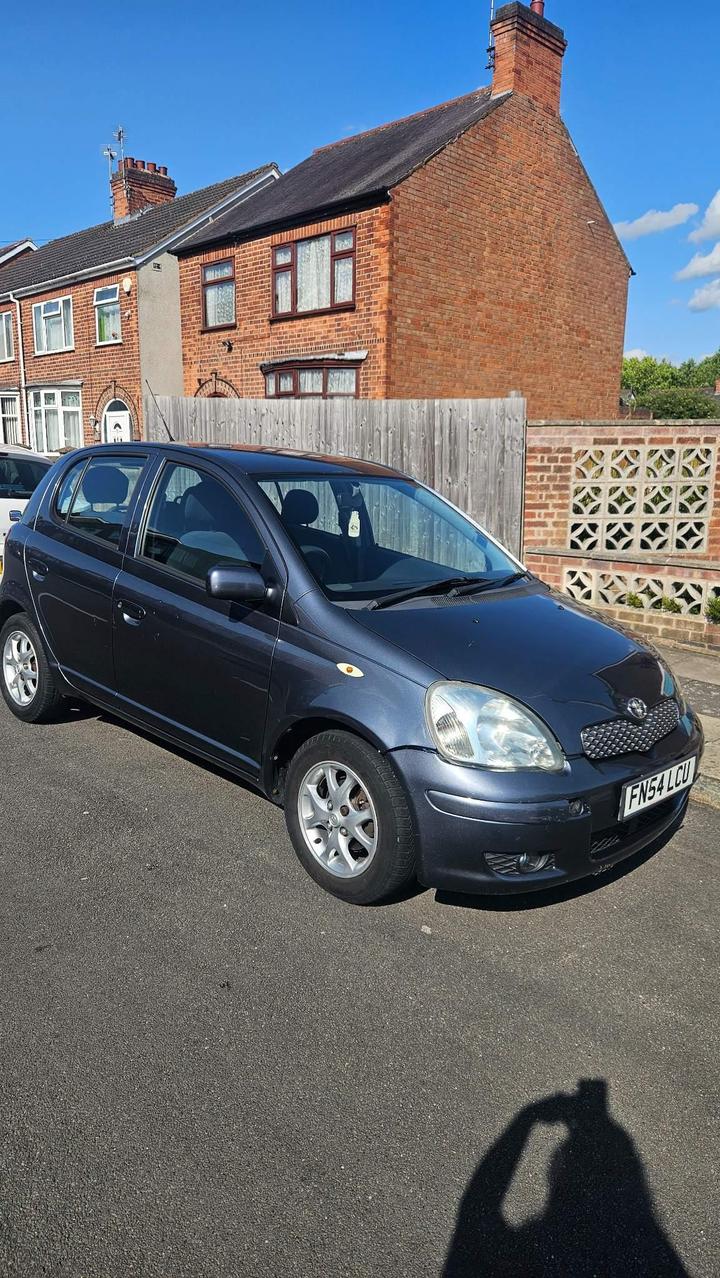 Toyota Yaris - 1.3 VVT-i Blue 5dr - Image 17