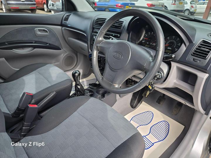 Kia Picanto - 1.1 LX 5dr - Image 16