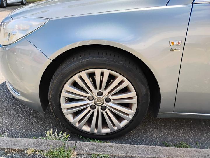 Vauxhall Insignia - 2.0 CDTi SE Nav Auto Euro 5 5dr - Image 11