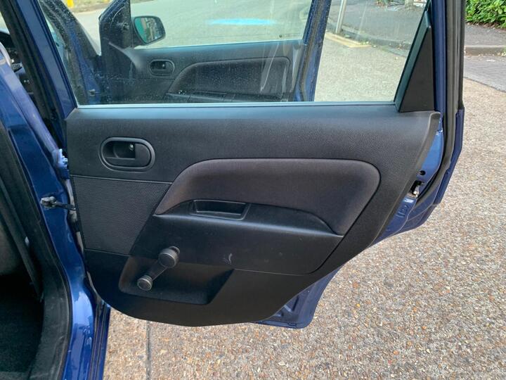 Ford Fiesta - 1.25 Zetec Blue Edition 5dr - Image 44