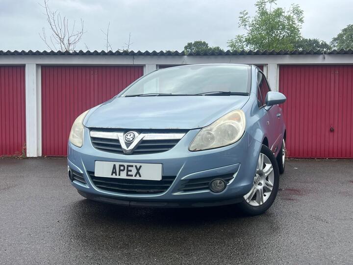 Vauxhall Corsa - 1.2i 16v Design 3dr (a/c) - FULL SERVICE HISTORY/LONG MOT - Image 4