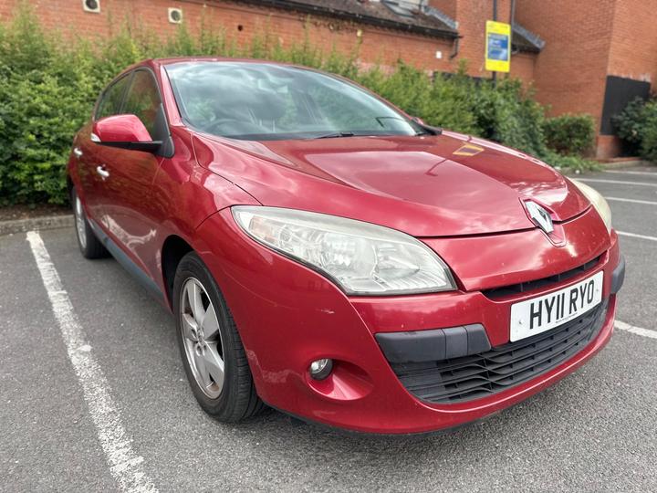 Cheap Renault Megane - 1.6 16V Dynamique TomTom Euro 5 5dr - Ulez Free, Cheap! for sale in Brixton, Devon