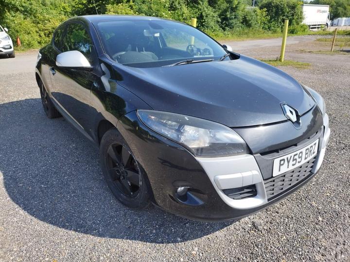 Cheap Renault Megane - 1.5 dCi Dynamique Euro 4 3dr - 7 months MOT, drives well for sale in Maidstone, Kent