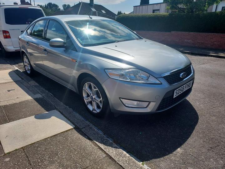 Cheap Ford Mondeo - 2.0 TDCi Zetec 5dr - 12 months mot for sale in Newcastle upon Tyne, Tyne and Wear