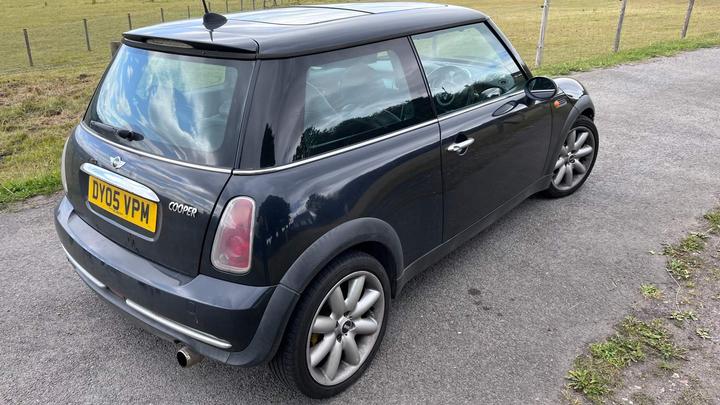 MINI Hatch - 1.6 Cooper Euro 4 3dr - Pocket rocket for under 1K!! - Image 6
