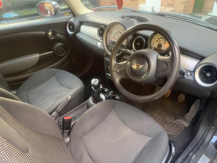 MINI Hatch - 1.6 One Euro 5 3dr - Image 8