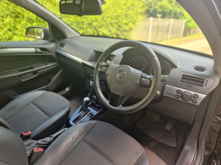 Vauxhall Astra - 1.8i 16v Design 5dr - New in stock and ready to go - Image 42