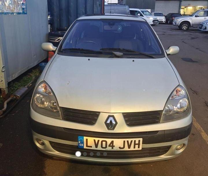Renault Clio - 1.2 16v Dynamique 5dr - Sold as seen - Image 6