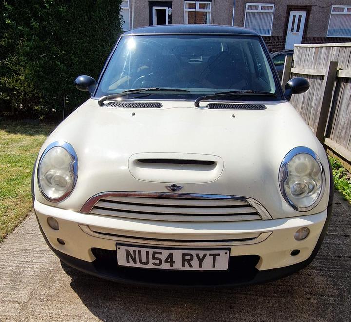 Cheap MINI Hatch - 1.6 Cooper S Euro 4 3dr - Spares or Repair for sale in Three Tees, Kent