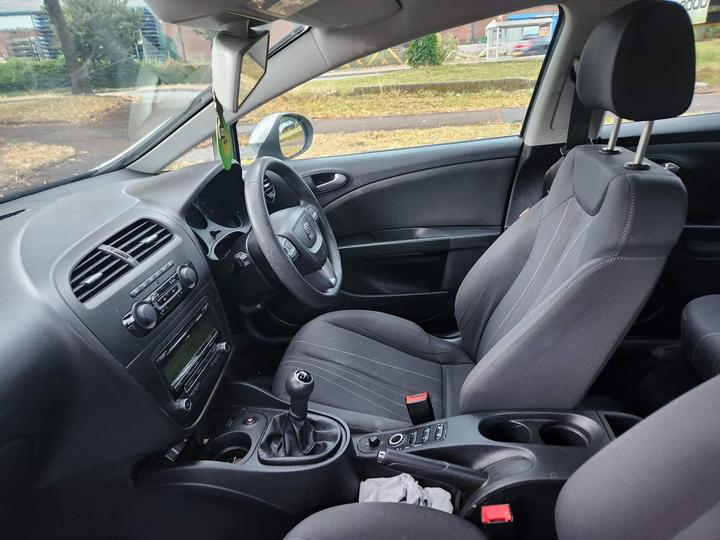 SEAT Leon - 1.6 TDI Ecomotive CR S Copa Euro 5 (s/s) 5dr - Open7Days-Nationwide Delivery - Image 14