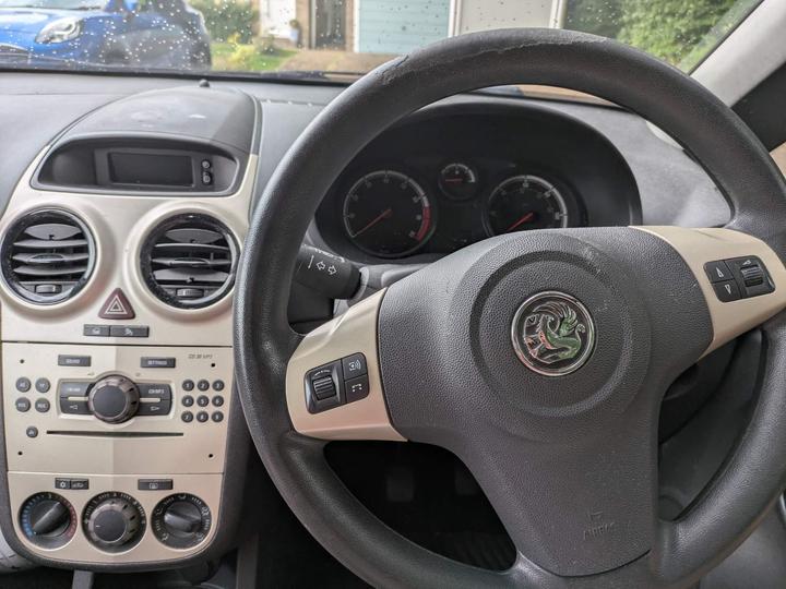 Vauxhall Corsa - 1.2i 16v Active Plus 3dr - Image 6