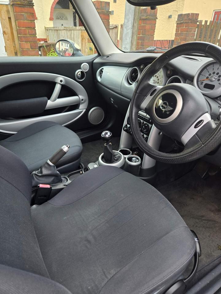 MINI Hatch - 1.6 Cooper Euro 4 3dr - Image 7