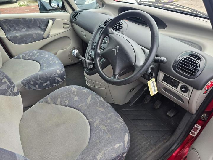 Citroen Xsara Picasso - 1.6i LX 5dr - 12m mot only 34k miles - Image 9