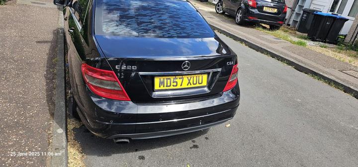 Mercedes-Benz C Class - 2.1 C220 CDI Sport Auto Euro 4 4dr - Image 6