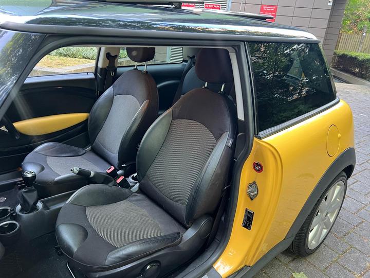 MINI Hatch - 1.6 Cooper Euro 4 3dr - Image 19