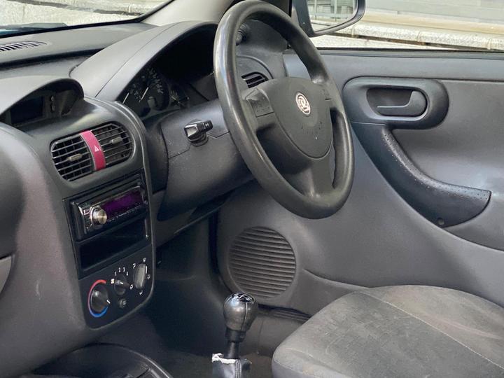 Vauxhall Corsa - 1.2i 16v Club 3dr - Image 24