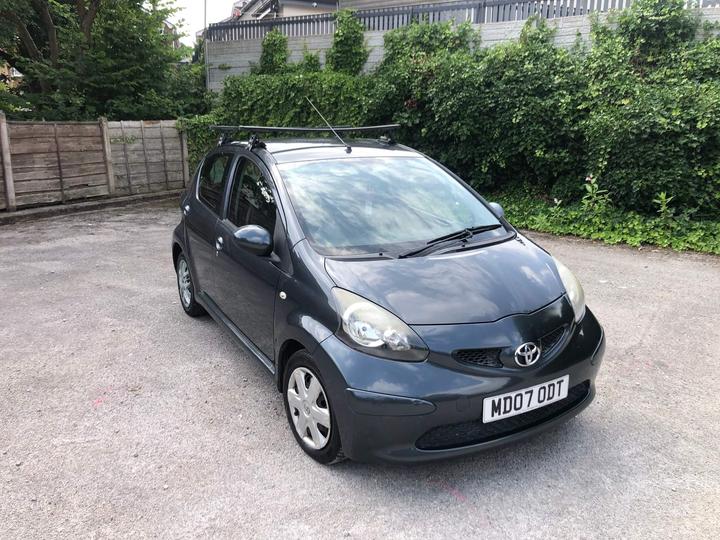 Toyota AYGO - 1.0 VVT-i + Euro 4 5dr - 2 KEYS, FSH PORTFOLIO - Image 3