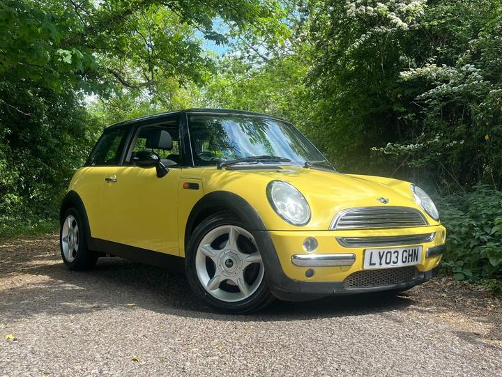 Cheap MINI Hatch - 1.6 Cooper CVT Euro 3 3dr - PANROOF, XENONS,LEATHER,2KEYS! for sale in Warminster, Wiltshire
